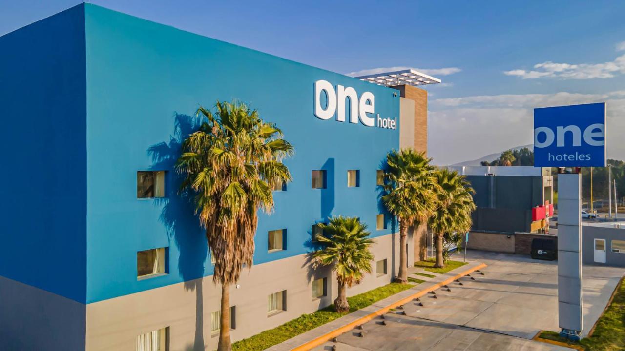 One Saltillo Aeropuerto Luaran gambar